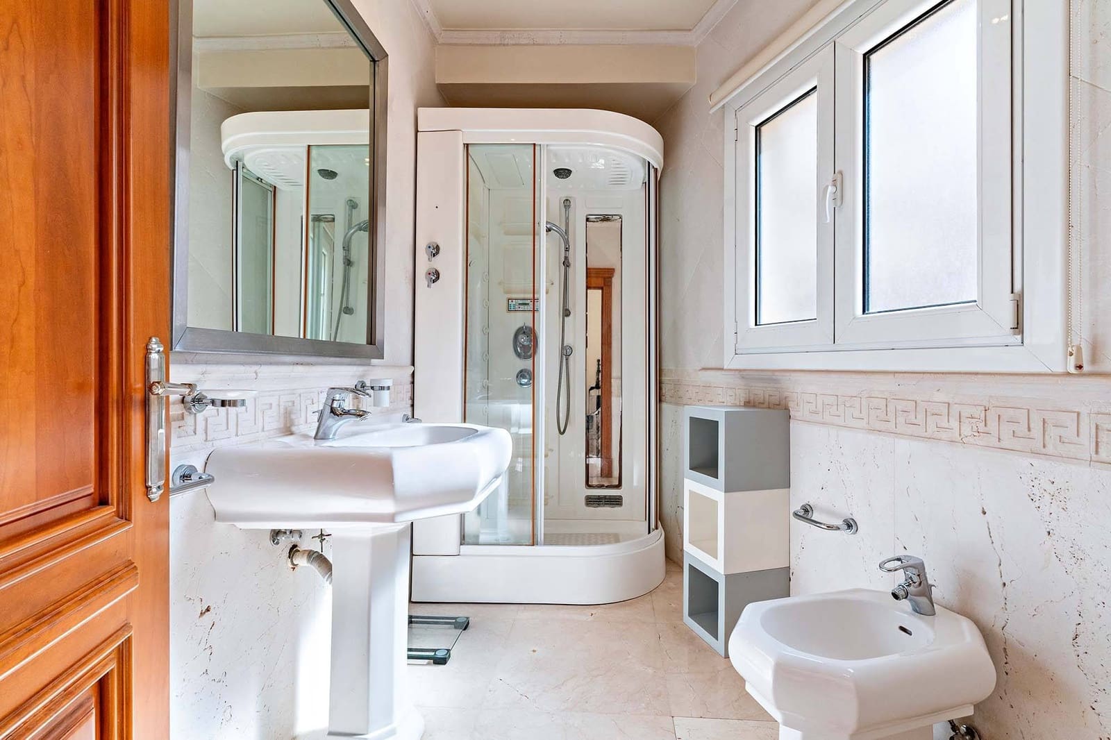 4 soveværelse Penthouse til leje i Almeria by - € 1.900 (Ref: 9149196)