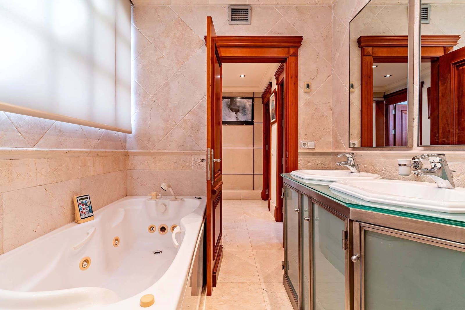 4 soveværelse Penthouse til leje i Almeria by - € 1.900 (Ref: 9149196)