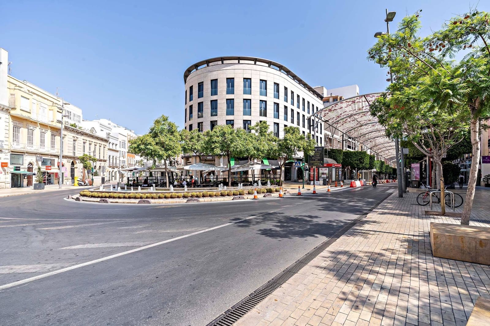 4 soveværelse Penthouse til leje i Almeria by - € 1.900 (Ref: 9149196)