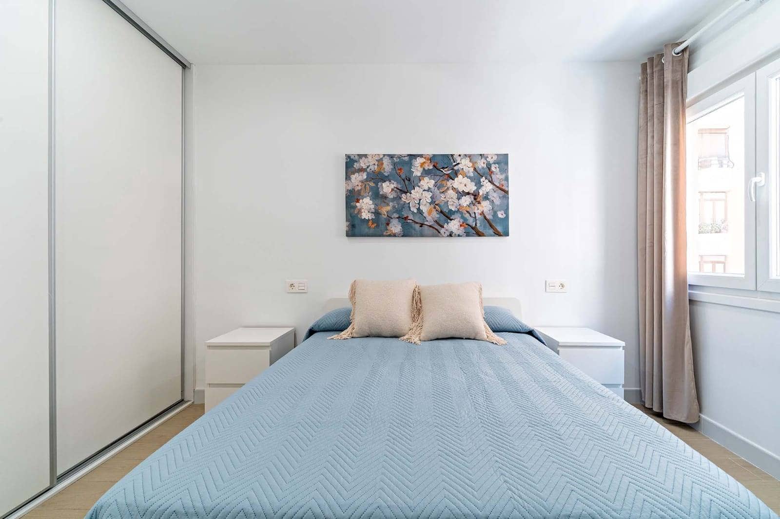 3 sovrum Lägenhet att hyra i Almeria stad - 1 200 € (Ref: 9152100)