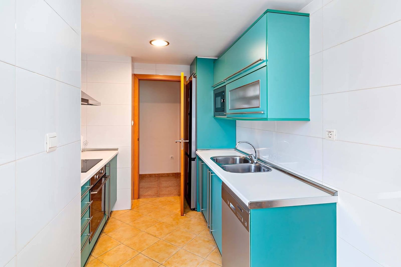 2 soveværelse Penthouse til salg i Roquetas de Mar med swimmingpool garage - € 255.000 (Ref: 9156083)