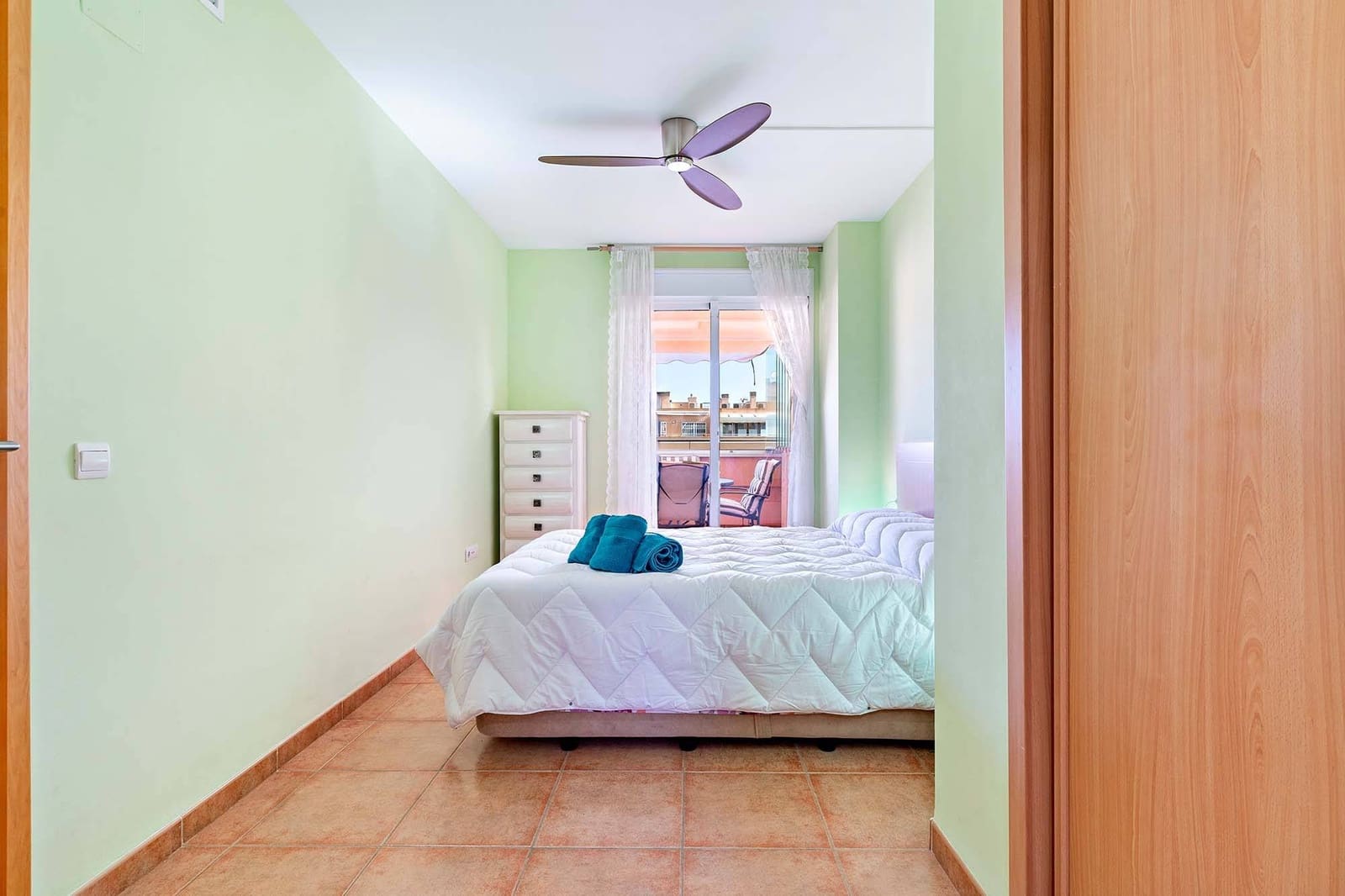 2 soveværelse Penthouse til salg i Roquetas de Mar med swimmingpool garage - € 255.000 (Ref: 9156083)