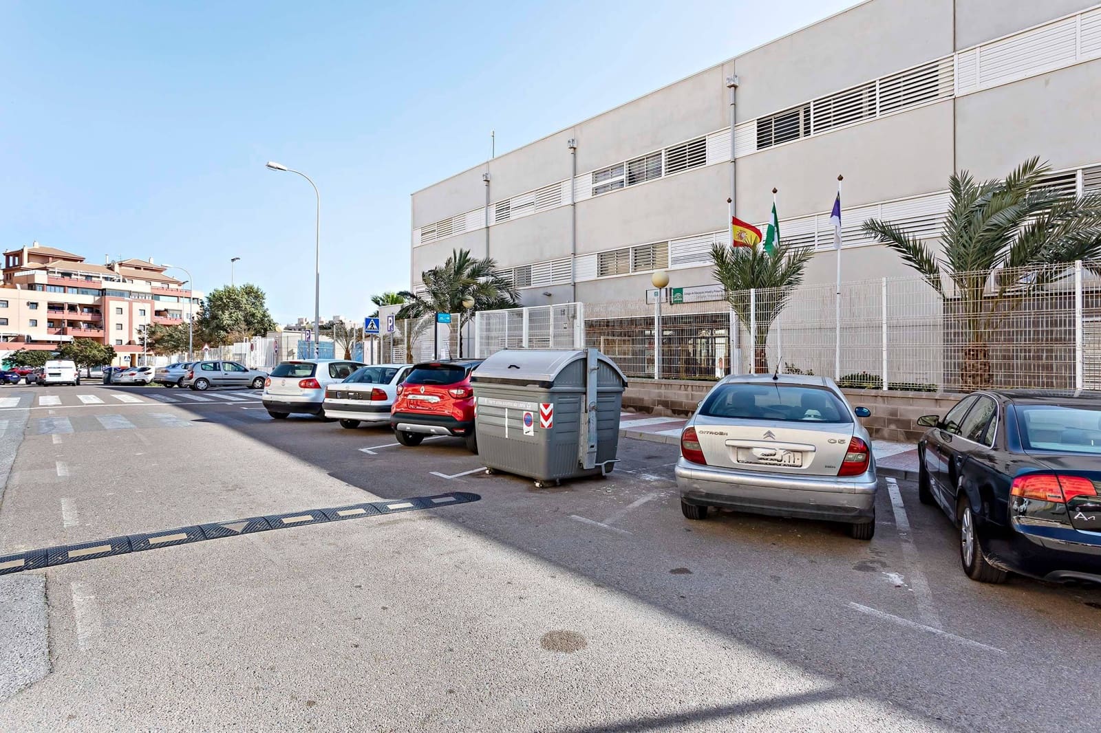 2 soveværelse Penthouse til salg i Roquetas de Mar med swimmingpool garage - € 255.000 (Ref: 9156083)