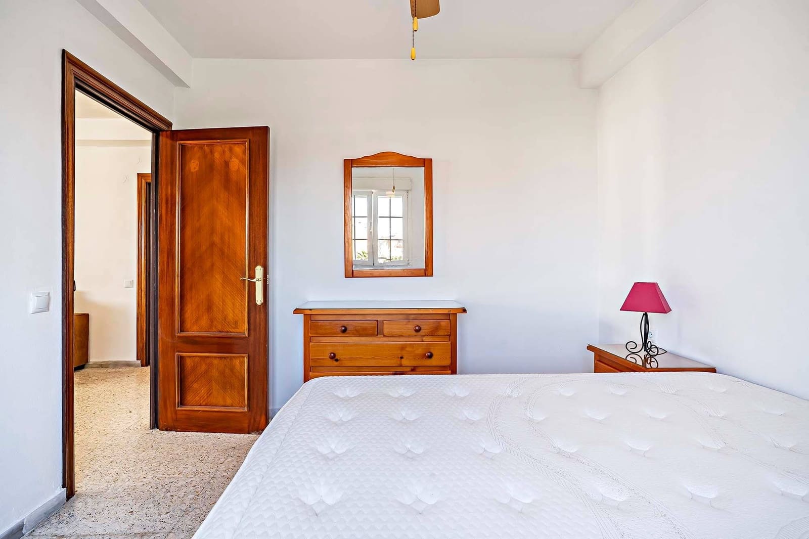 3 soveværelse Lejlighed til leje i Almeria by - € 800 (Ref: 9193759)