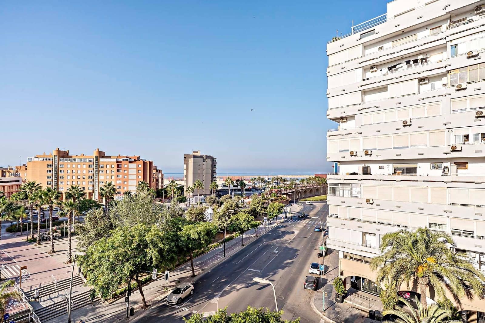 3 soveværelse Lejlighed til leje i Almeria by - € 800 (Ref: 9193759)