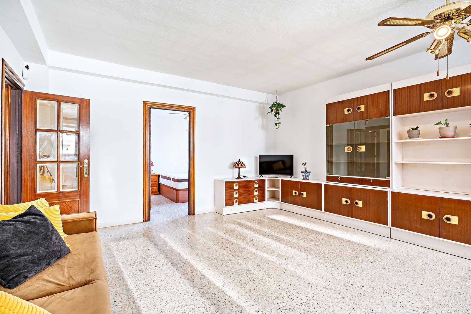 3 soveværelse Lejlighed til leje i Almeria by - € 800 (Ref: 9193759)