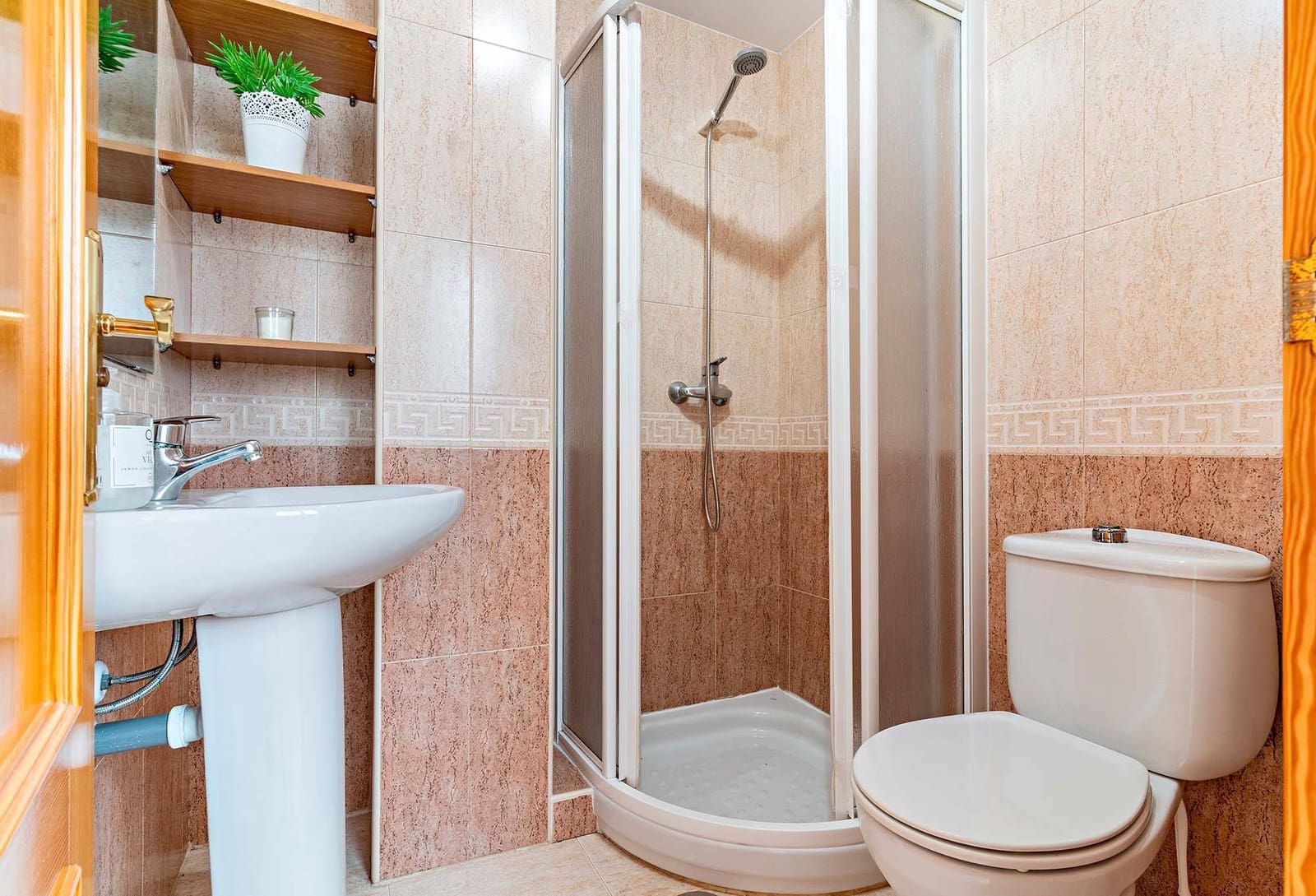 3 soveværelse Lejlighed til salg i Roquetas de Mar med swimmingpool garage - € 245.000 (Ref: 9230469)