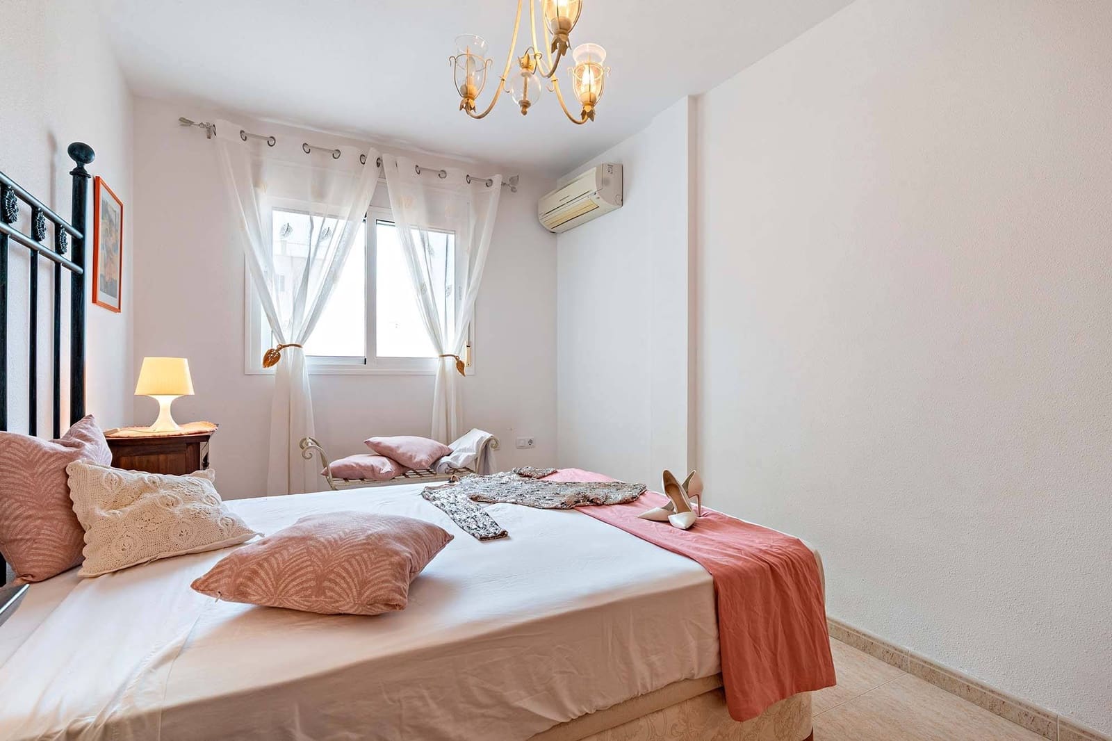 3 bedroom Flat for sale in Roquetas de Mar with pool garage - € 220,000 (Ref: 9230469)