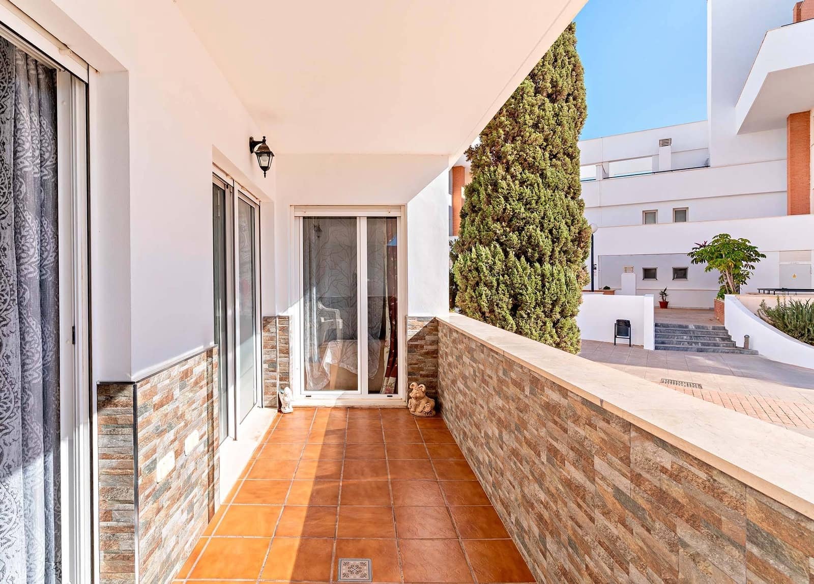 2 soveværelse Lejlighed til salg i Roquetas de Mar med swimmingpool - € 280.000 (Ref: 9240366)