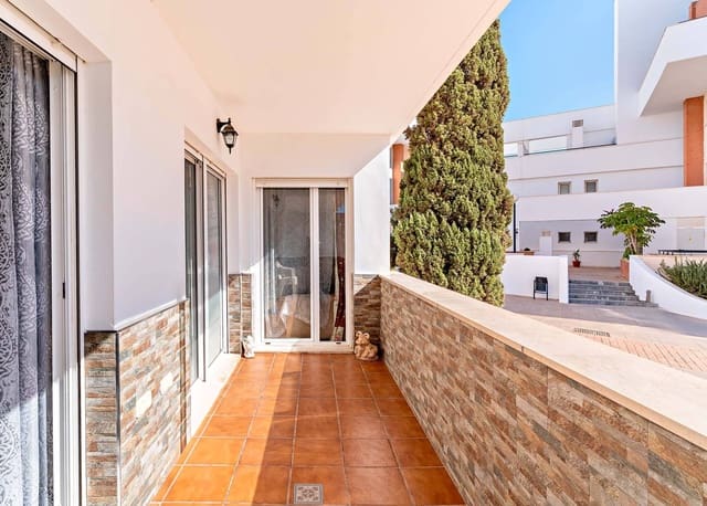 2 soverom Leilighet til salgs i Roquetas de Mar med svømmebasseng - € 280 000 (Ref: 9240366)