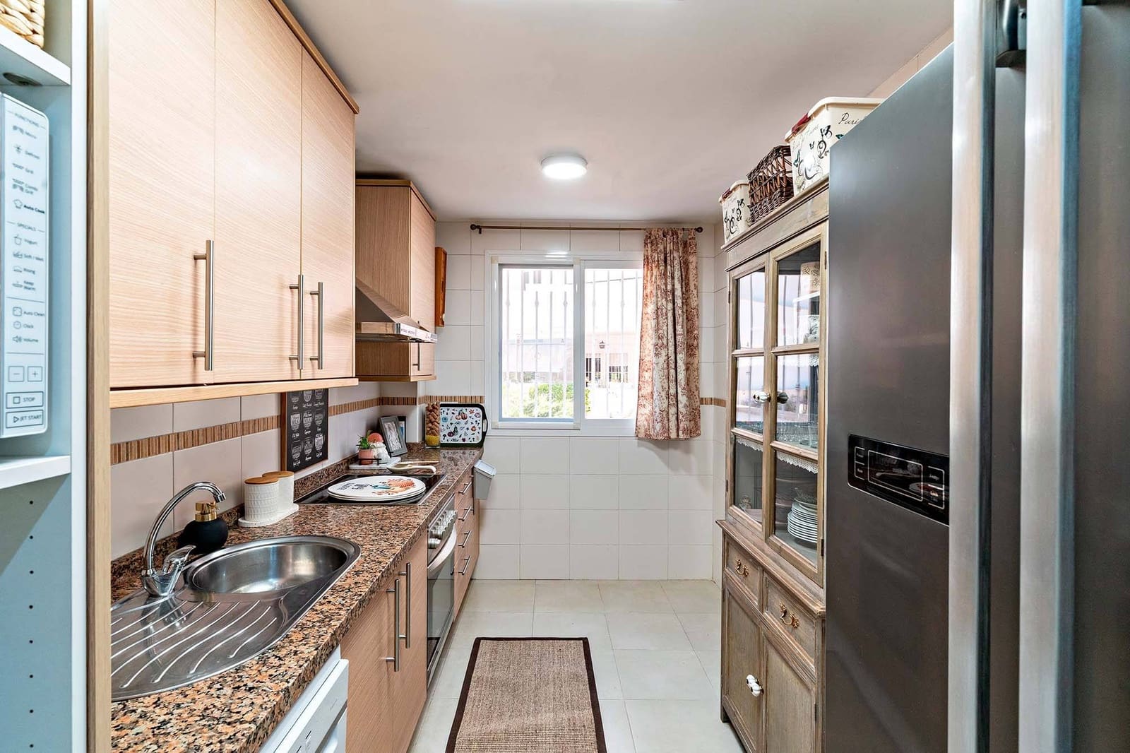 2 soveværelse Lejlighed til salg i Roquetas de Mar med swimmingpool - € 280.000 (Ref: 9240366)