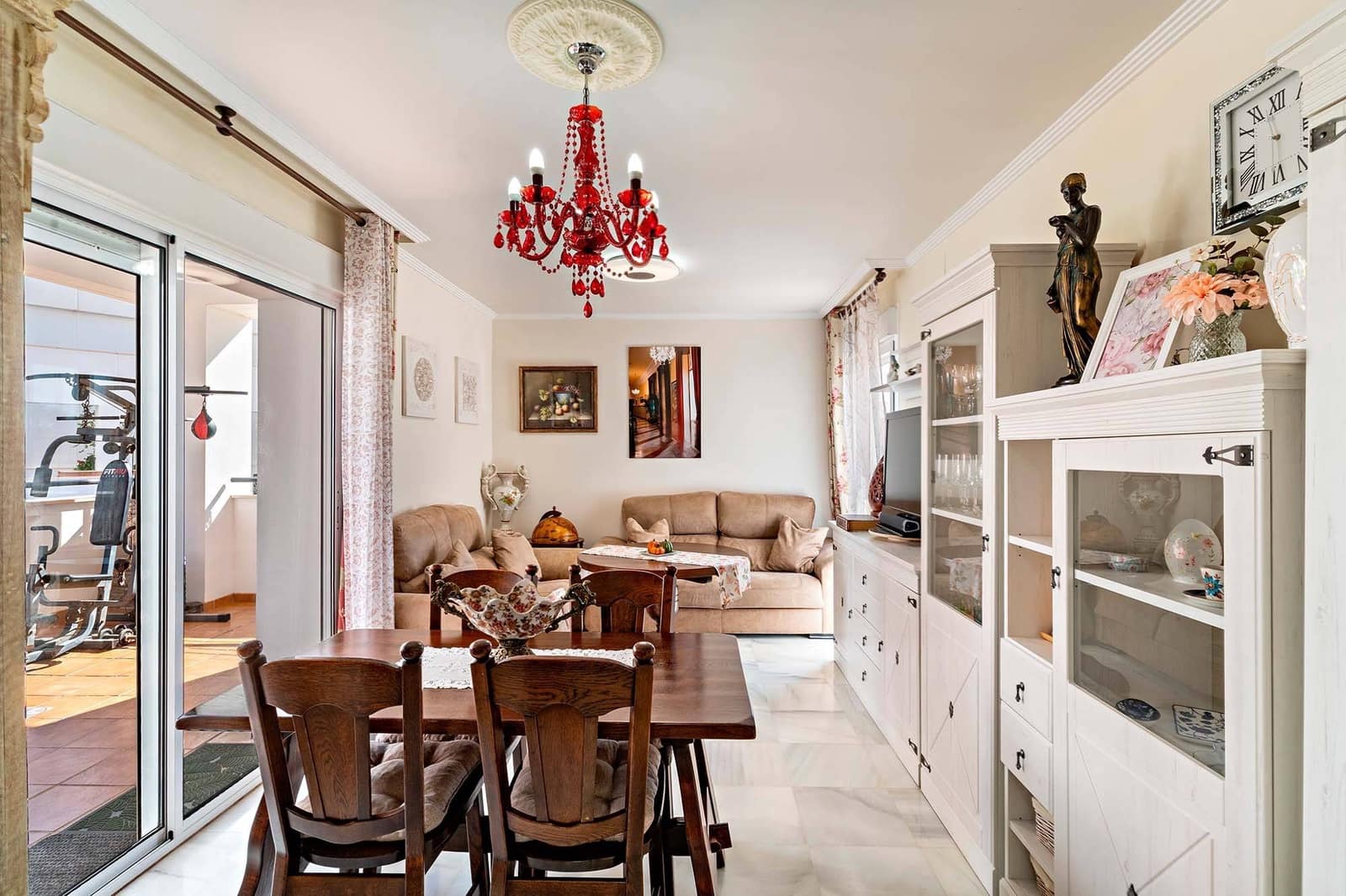 2 soveværelse Lejlighed til salg i Roquetas de Mar med swimmingpool - € 280.000 (Ref: 9240366)