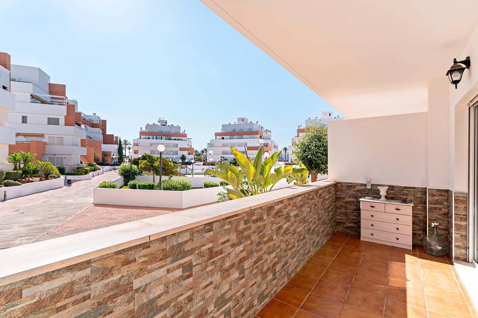 2 soveværelse Lejlighed til salg i Roquetas de Mar med swimmingpool - € 280.000 (Ref: 9240366)