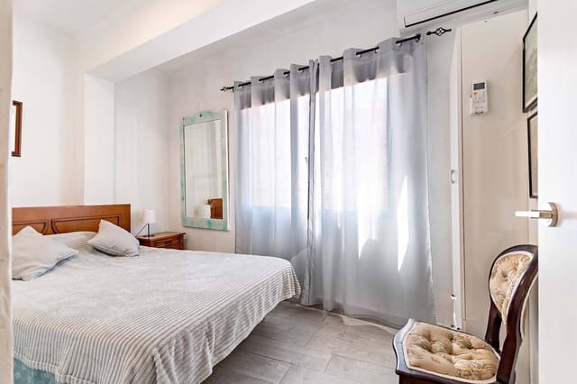 2 soveværelse Lejlighed til leje i Almería by - € 750 (Ref: 9272575)