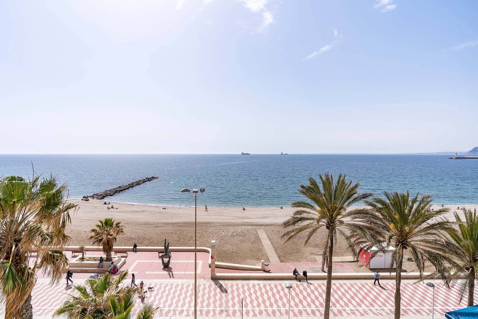 2 makuuhuone Asunto vuokrattavana paikassa Almeria kaupunki - 750 € (Ref: 9272575)