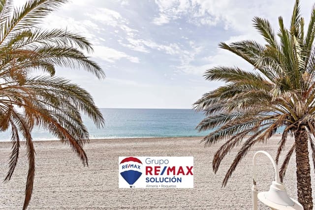 2 soveværelse Lejlighed til leje i Almería by - € 750 (Ref: 9272575)