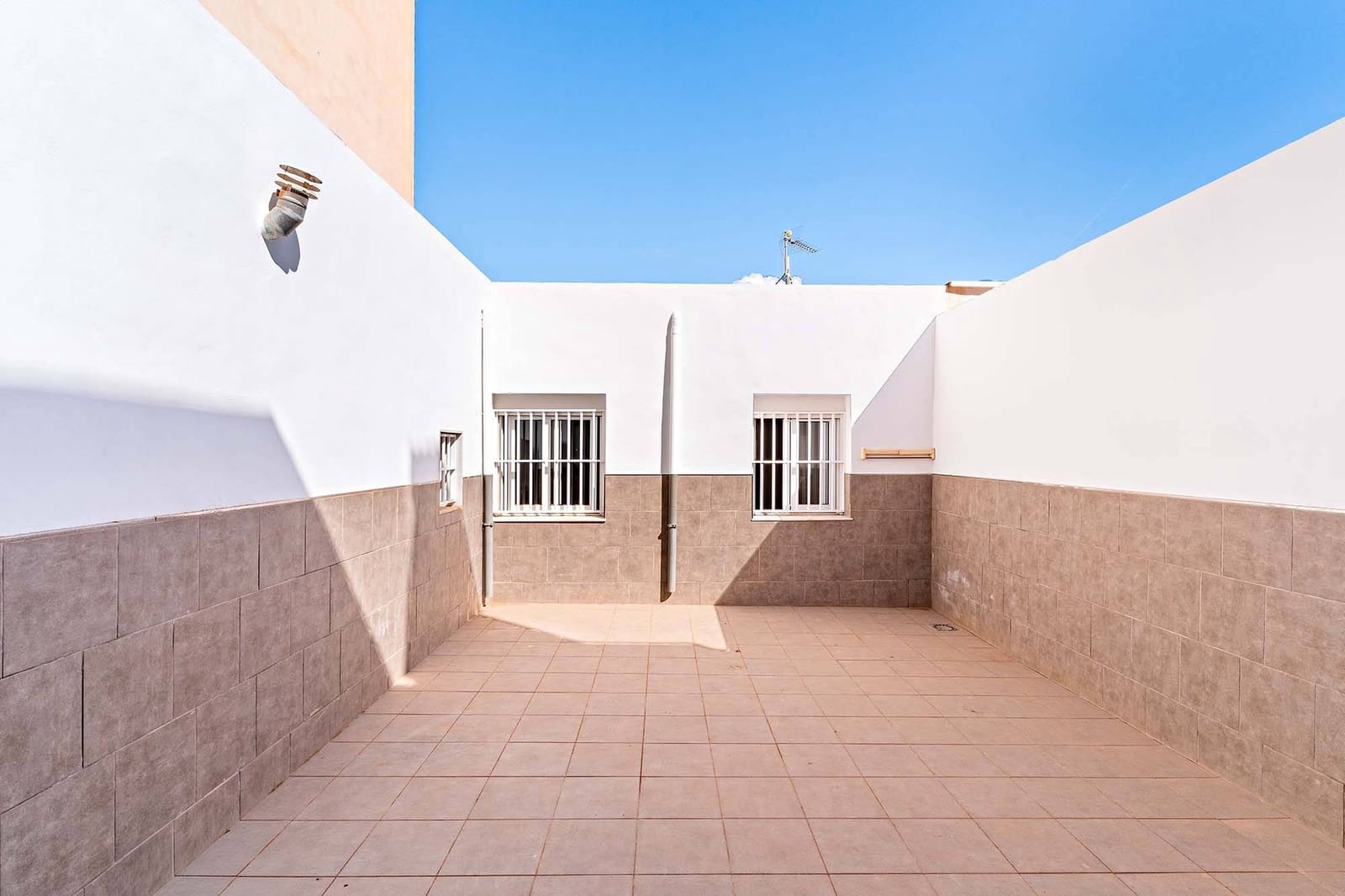 2 soverom Bungalow til salgs i Roquetas de Mar - € 145 000 (Ref: 9294365)