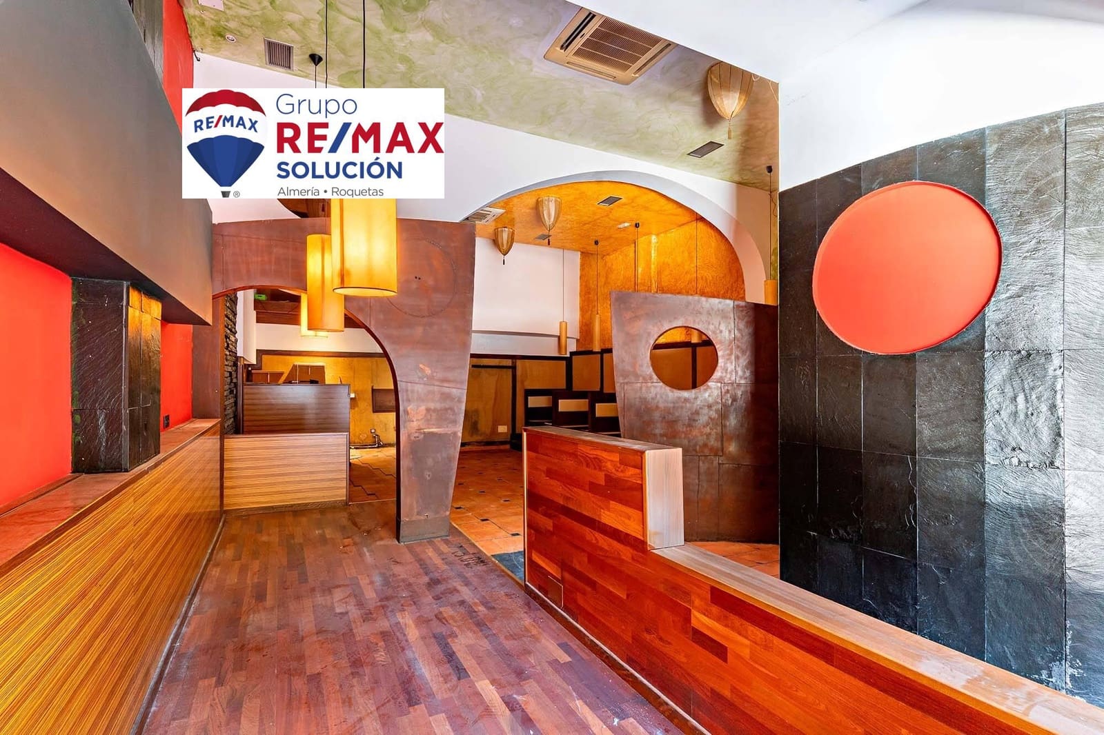 Commercial for rent in Almeria city - € 1,200 (Ref: 9296864)