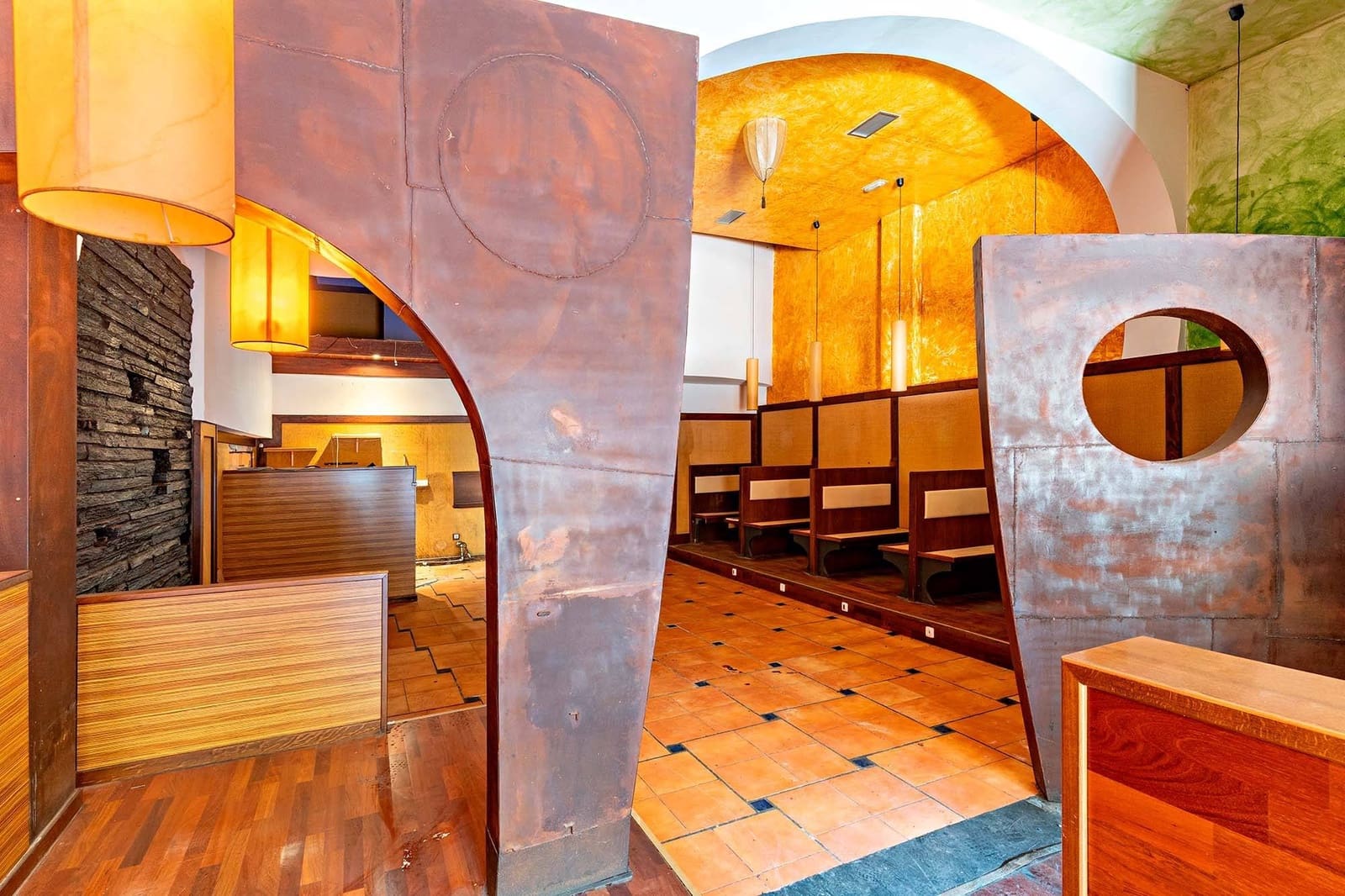 Commercial for rent in Almeria city - € 1,200 (Ref: 9296864)