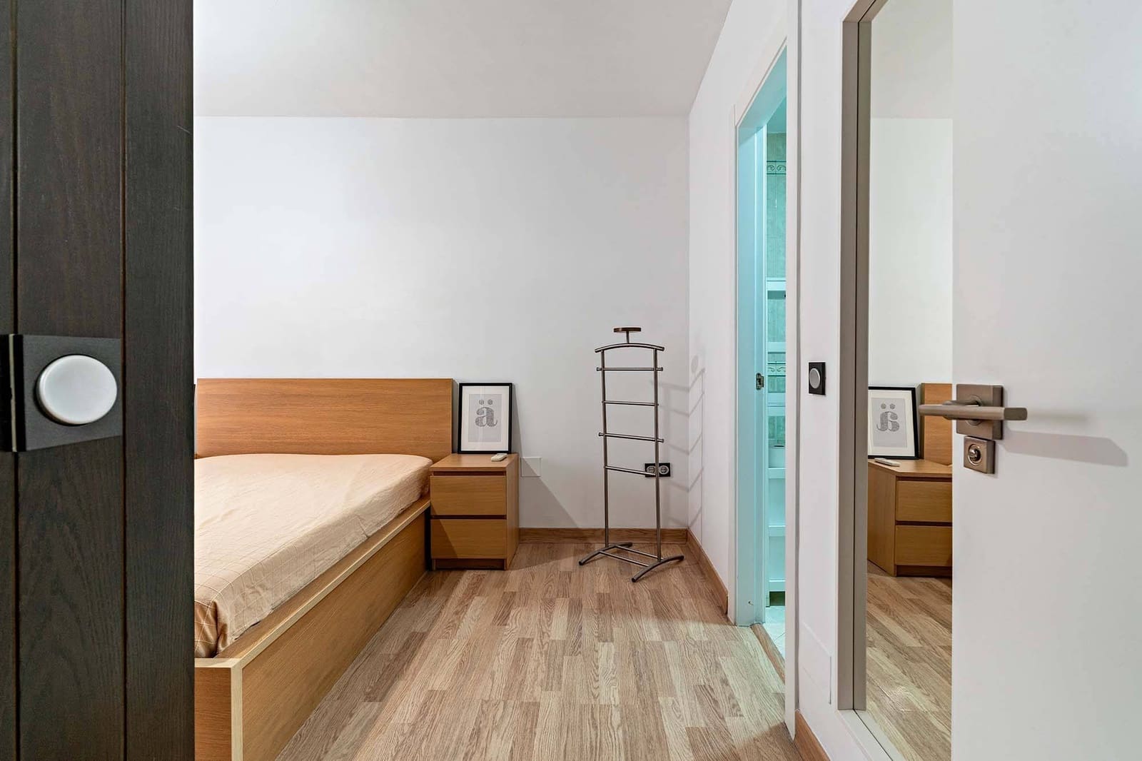 4 soveværelse Lejlighed til leje i Almeria by med garage - € 1.200 (Ref: 9312840)