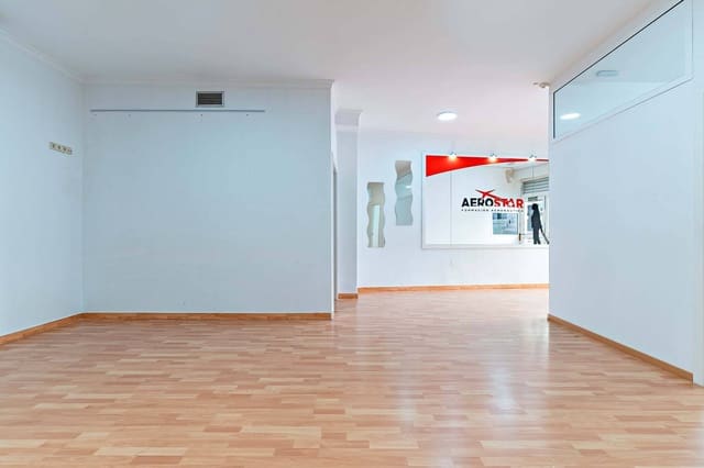 Local Commercial à vendre à Almería ville - 120 000 € (Ref: 9321875)