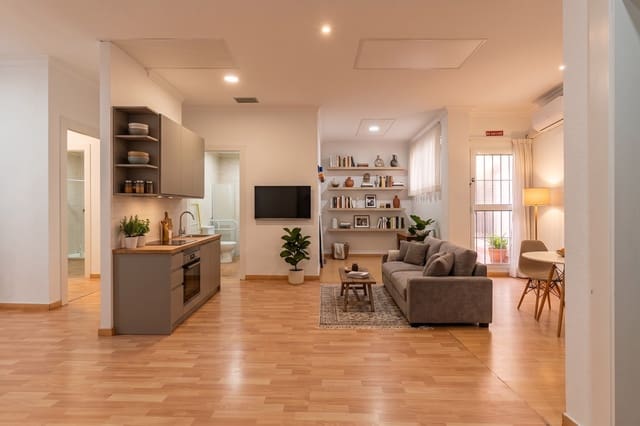 Local Comercial en Almería ciudad en venta - 120.000 € (Ref: 9321875)
