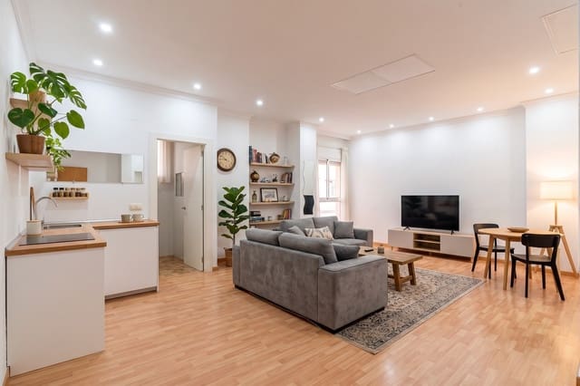 Local Comercial en Almería ciudad en venta - 120.000 € (Ref: 9321875)