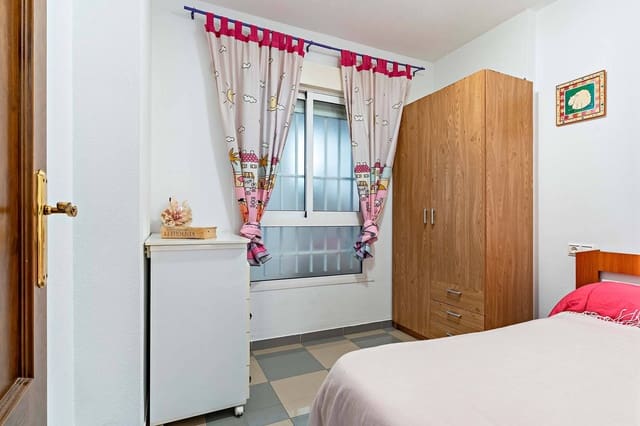 2 quarto Apartamento para venda em Roquetas de Mar com garagem - 115 000 € (Ref: 9344747)