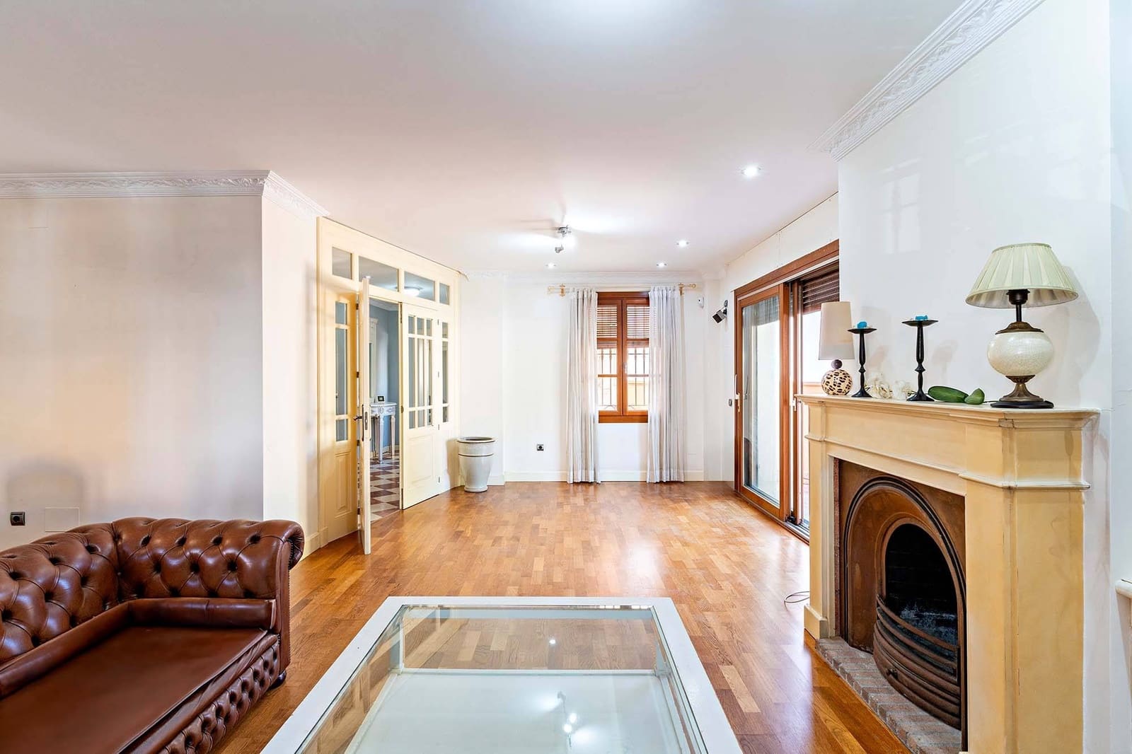 4 soveværelse Villa til salg i Almeria by med garage - € 690.000 (Ref: 9367486)
