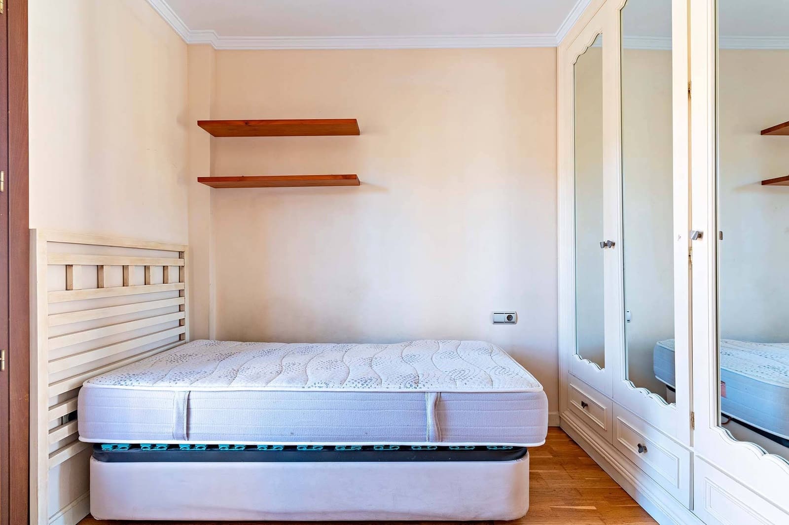 4 soveværelse Villa til salg i Almeria by med garage - € 690.000 (Ref: 9367486)