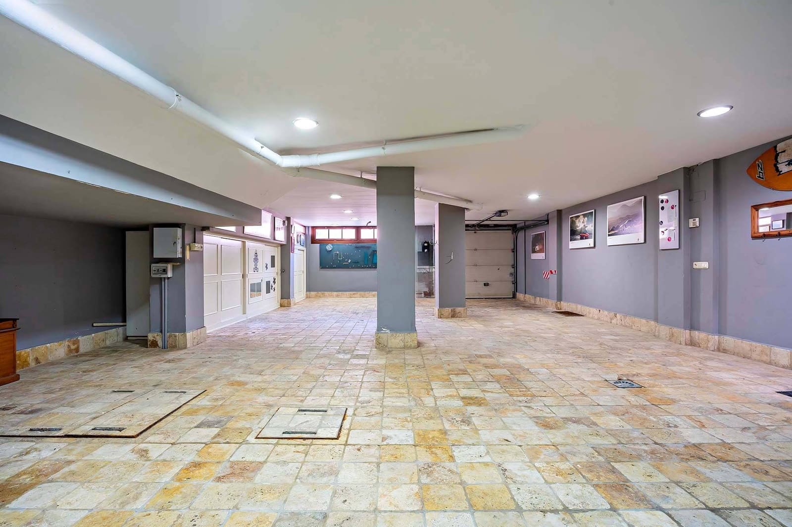 4 soveværelse Villa til salg i Almeria by med garage - € 690.000 (Ref: 9367486)