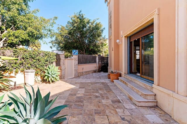 4 soveværelse Villa til salg i Almería by med garage - € 690.000 (Ref: 9367486)