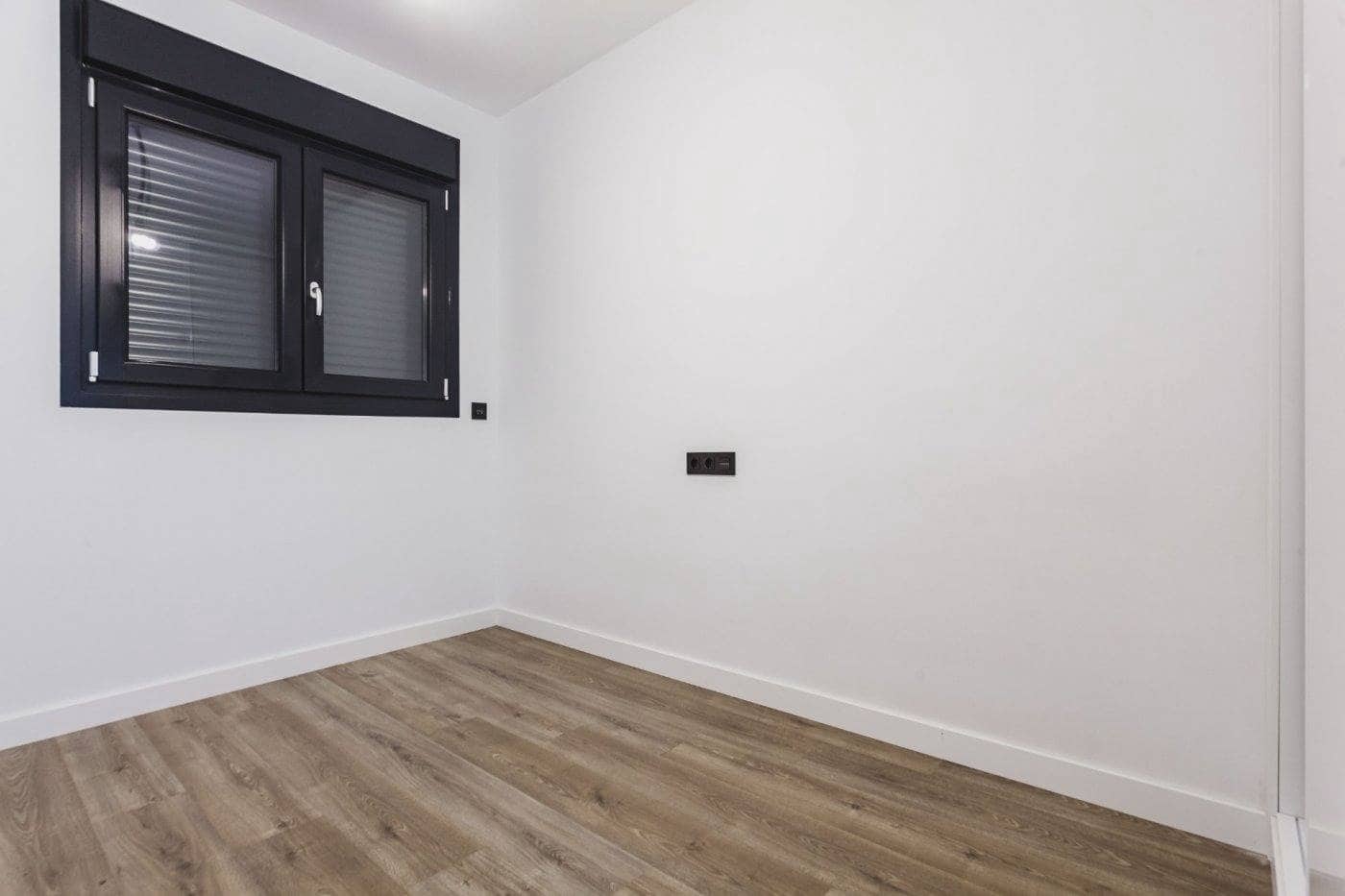 2 quarto Apartamento para venda em Almeria cidade com piscina garagem - 249 000 € (Ref: 9385573)