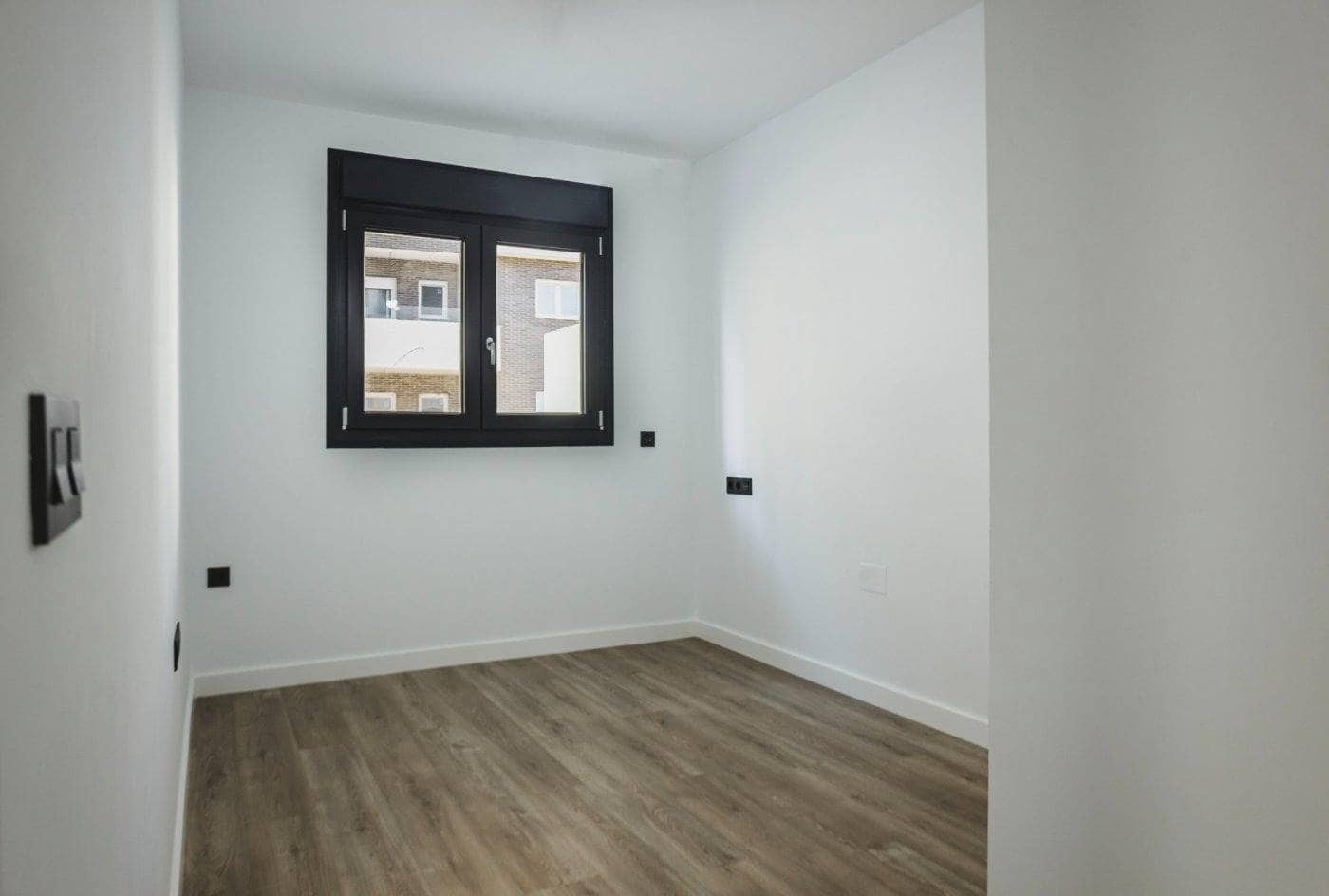 2 quarto Apartamento para venda em Almeria cidade com piscina garagem - 249 000 € (Ref: 9385573)