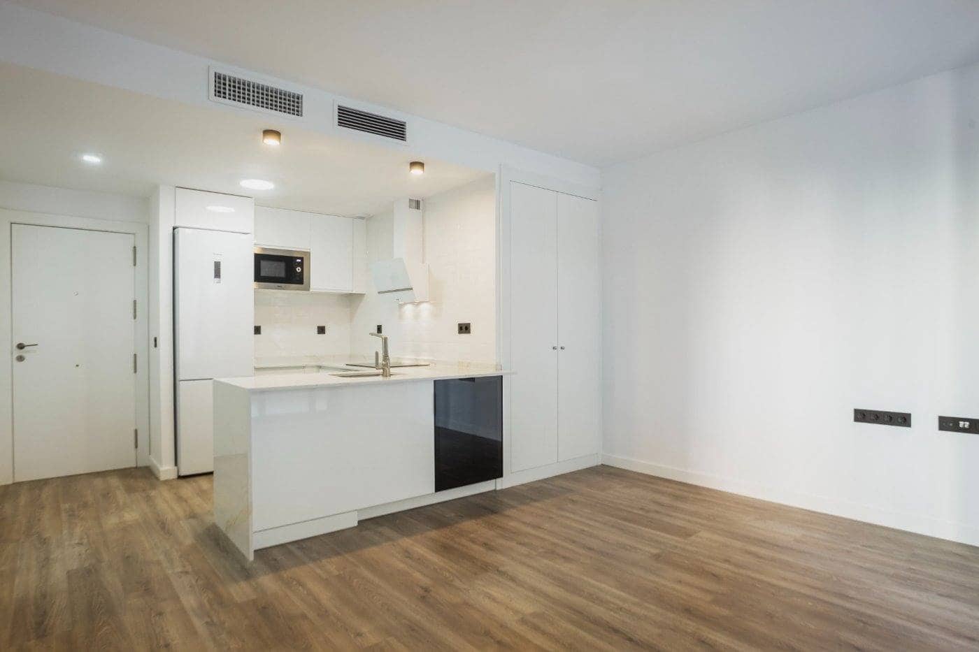 2 quarto Apartamento para venda em Almeria cidade com piscina garagem - 249 000 € (Ref: 9385573)