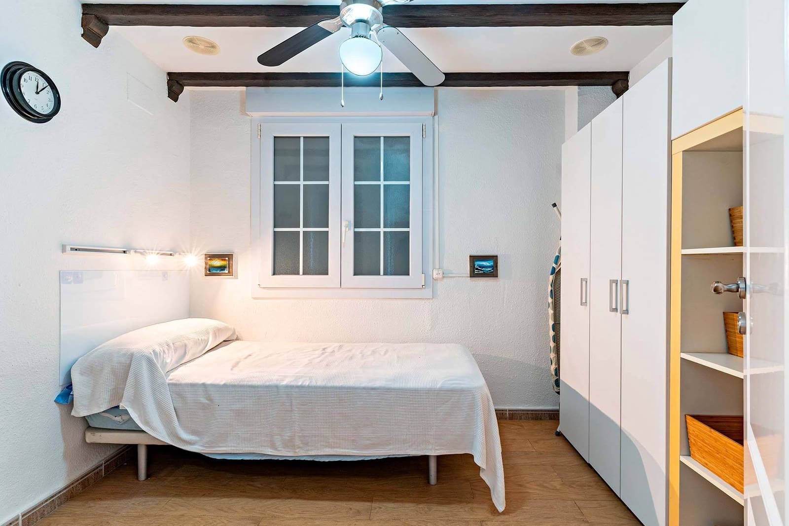 3 makuuhuone Asunto vuokrattavana paikassa Almeria kaupunki mukana 
autotalli - 950 € (Ref: 9387889)