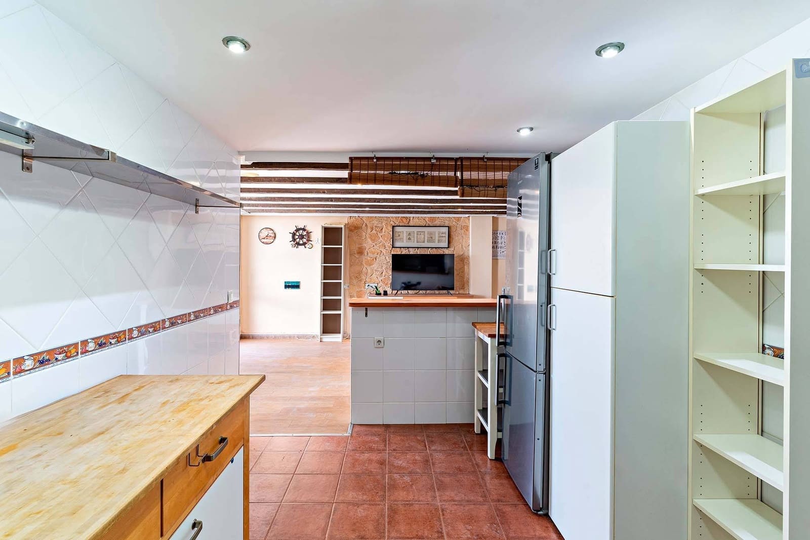 3 makuuhuone Asunto vuokrattavana paikassa Almeria kaupunki mukana 
autotalli - 950 € (Ref: 9387889)