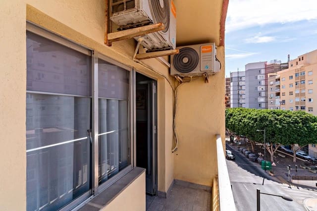 2 chambre Appartement à vendre à Almería ville - 165 000 € (Ref: 9403345)