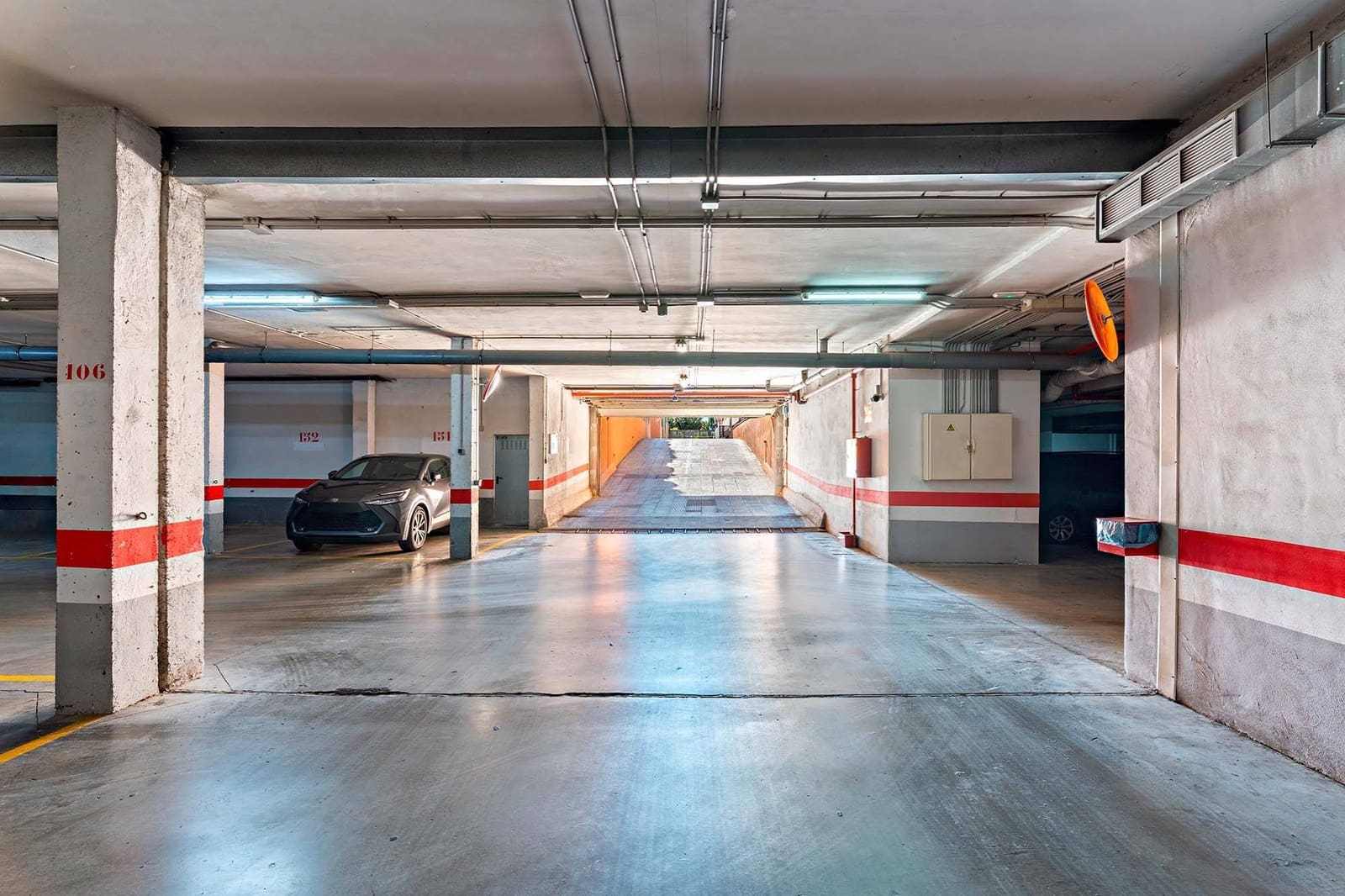 Garage til salg i Almeria by - € 15.000 (Ref: 9419728)