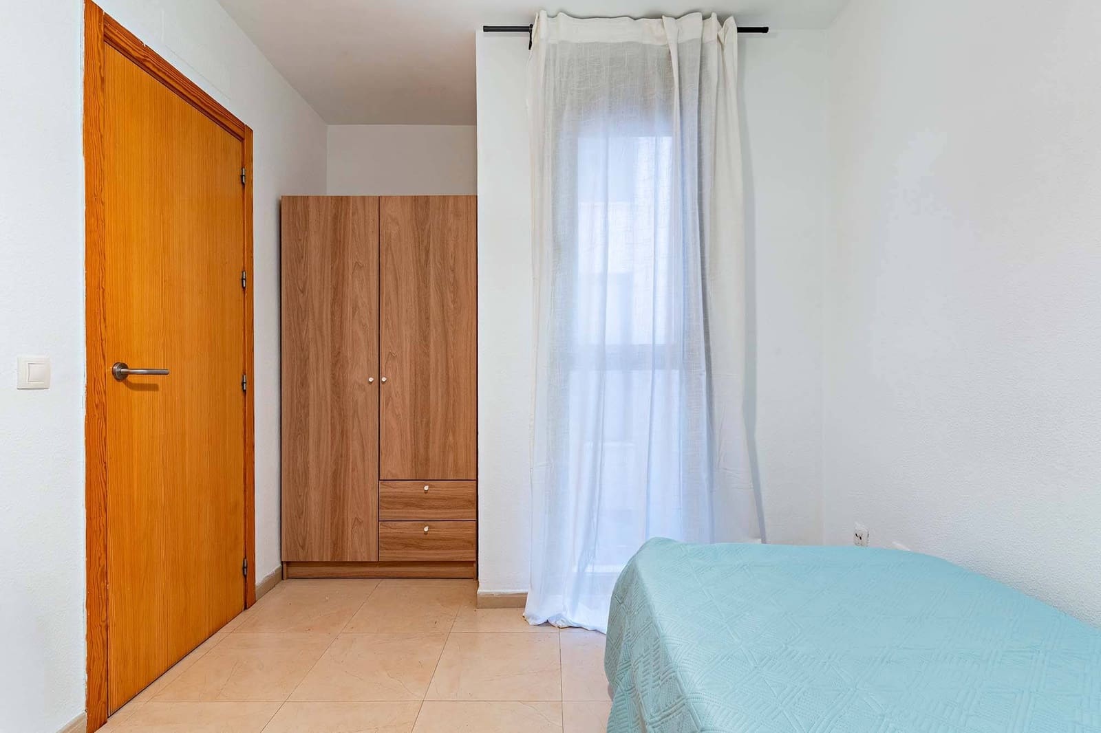 2 makuuhuone Asunto vuokrattavana paikassa Roquetas de Mar mukana 
autotalli - 690 € (Ref: 9419729)