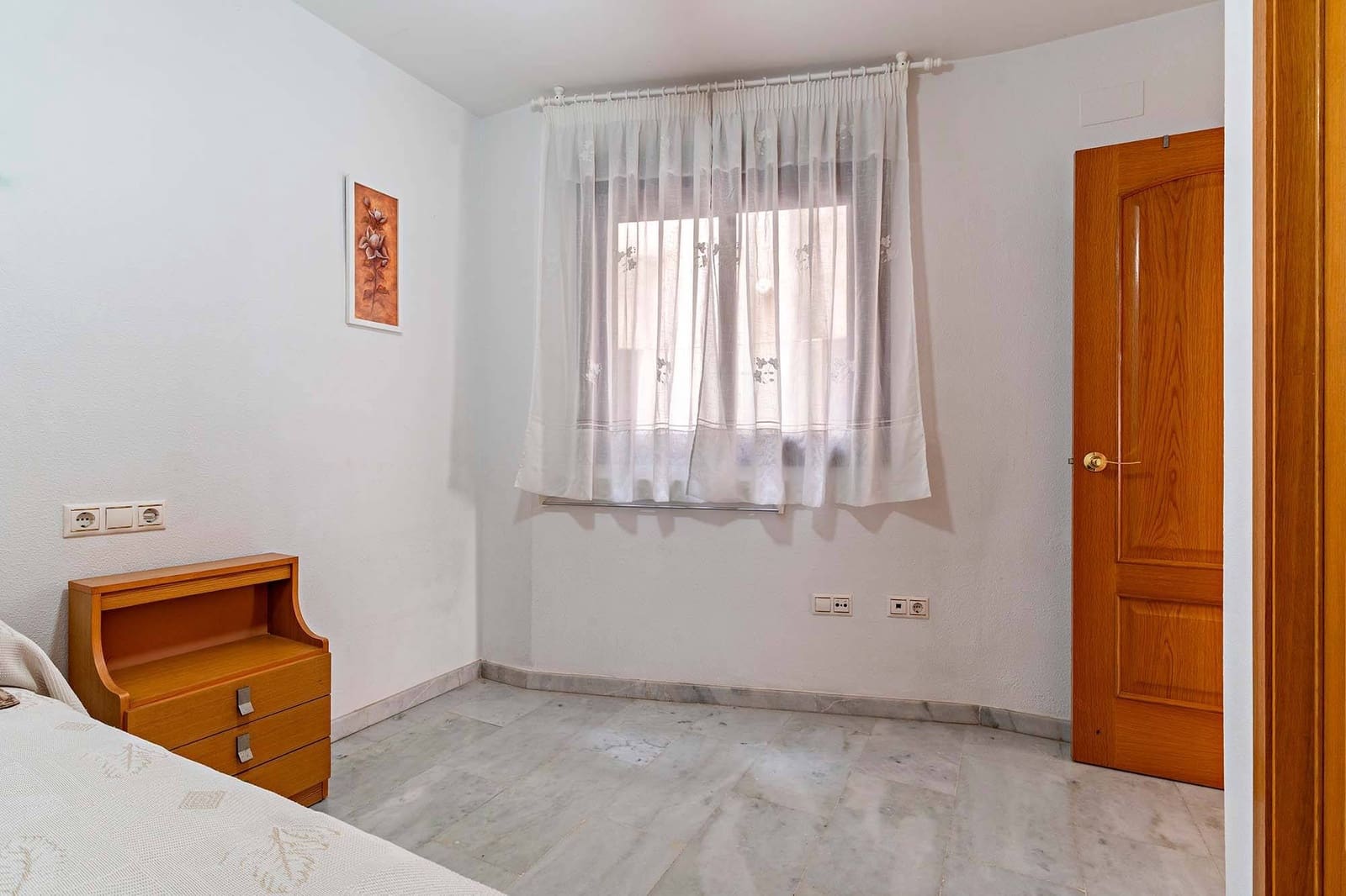 2 soveværelse Lejlighed til leje i Almeria by - € 750 (Ref: 9424438)