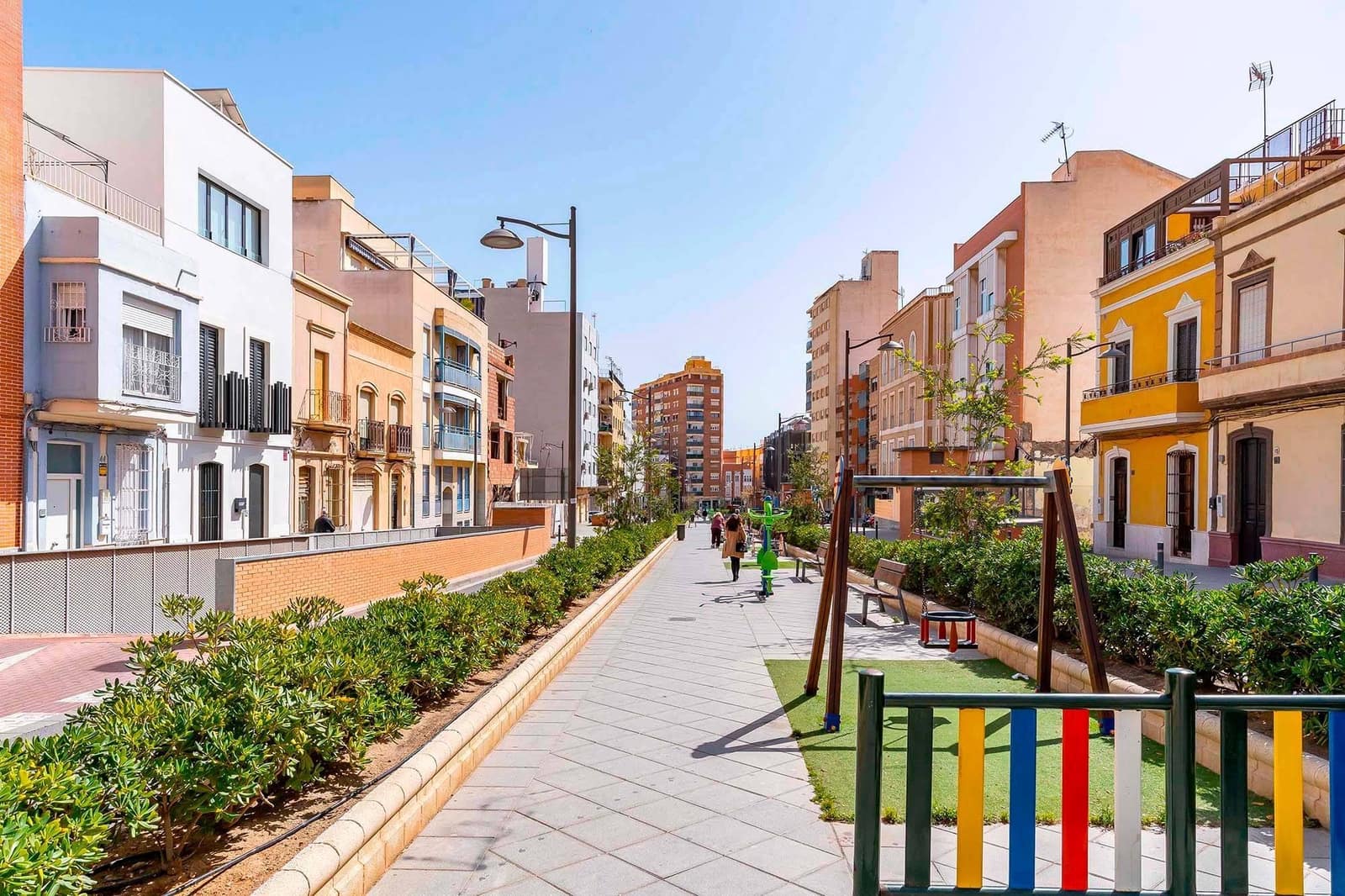 2 soveværelse Lejlighed til leje i Almeria by - € 750 (Ref: 9424438)