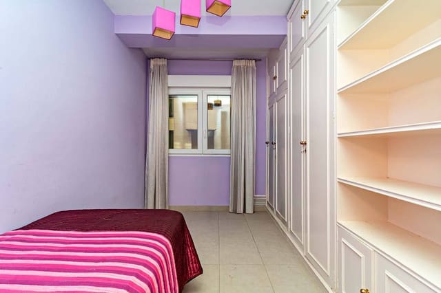 3 soverom Leilighet til salgs i Centro, Almería by - € 229 000 (Ref: 9436201)