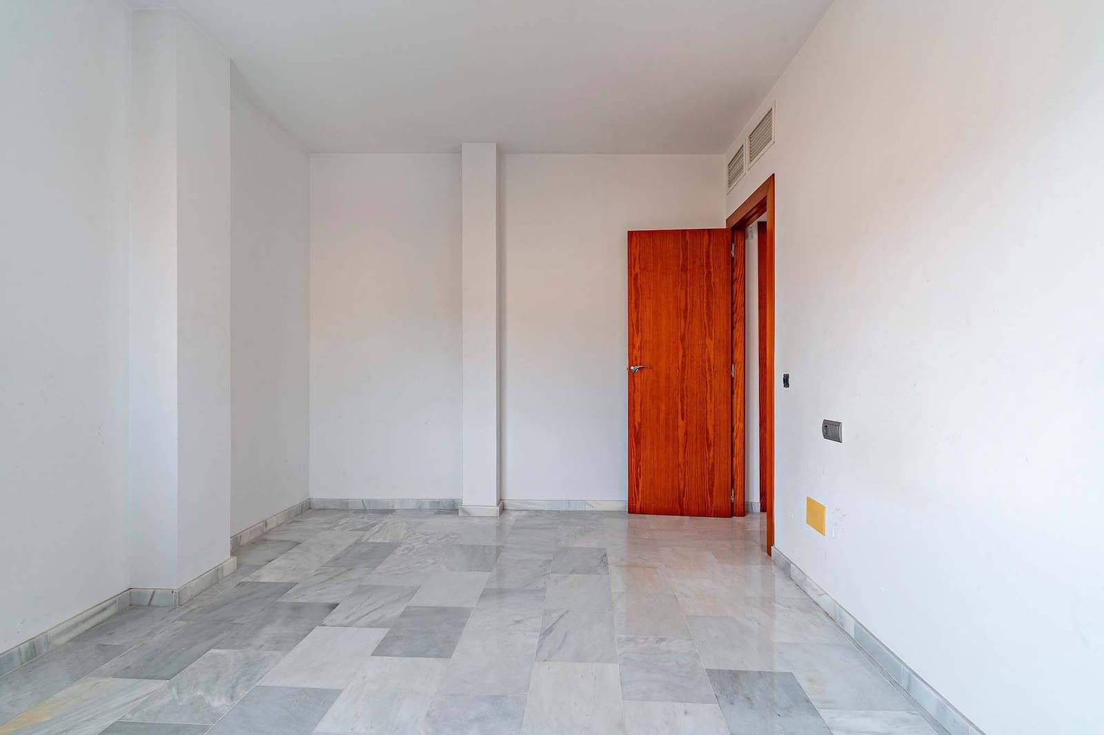 2 sypialnia Mieszkanie na sprzedaż w El Ejido - 70 000 € (Ref: 9450648)