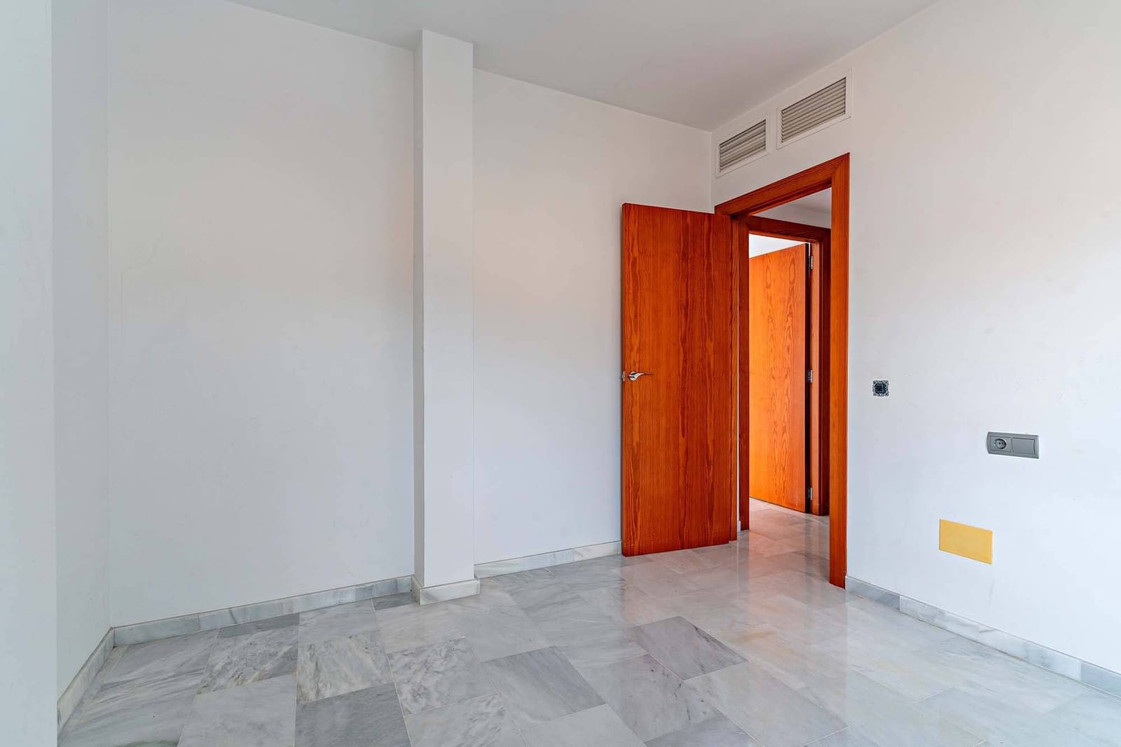 2 sypialnia Mieszkanie na sprzedaż w El Ejido - 70 000 € (Ref: 9450648)