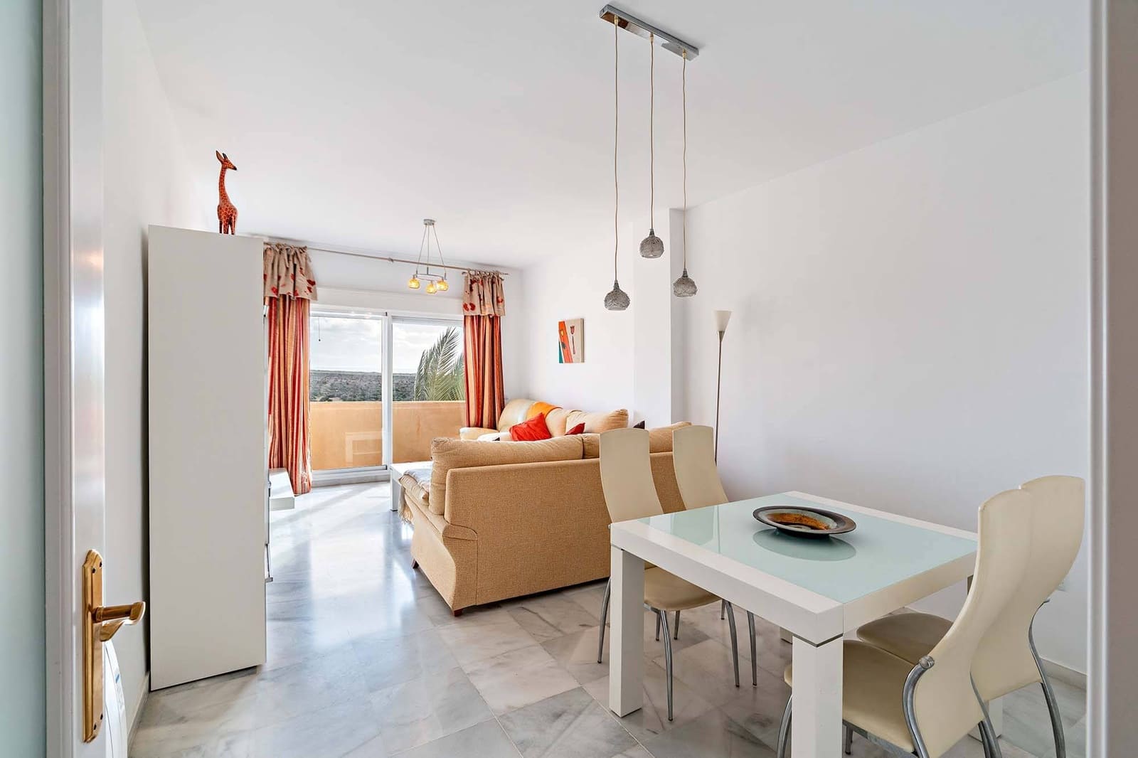 2 bedroom Flat for sale in Retamar with pool - € 225,000 (Ref: 9485280)