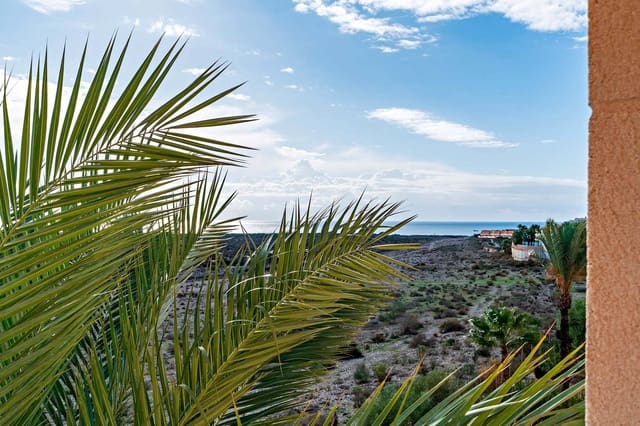 Piso de 2 habitaciones en Retamar, Almería ciudad en venta con piscina - 225.000 € (Ref: 9485280)