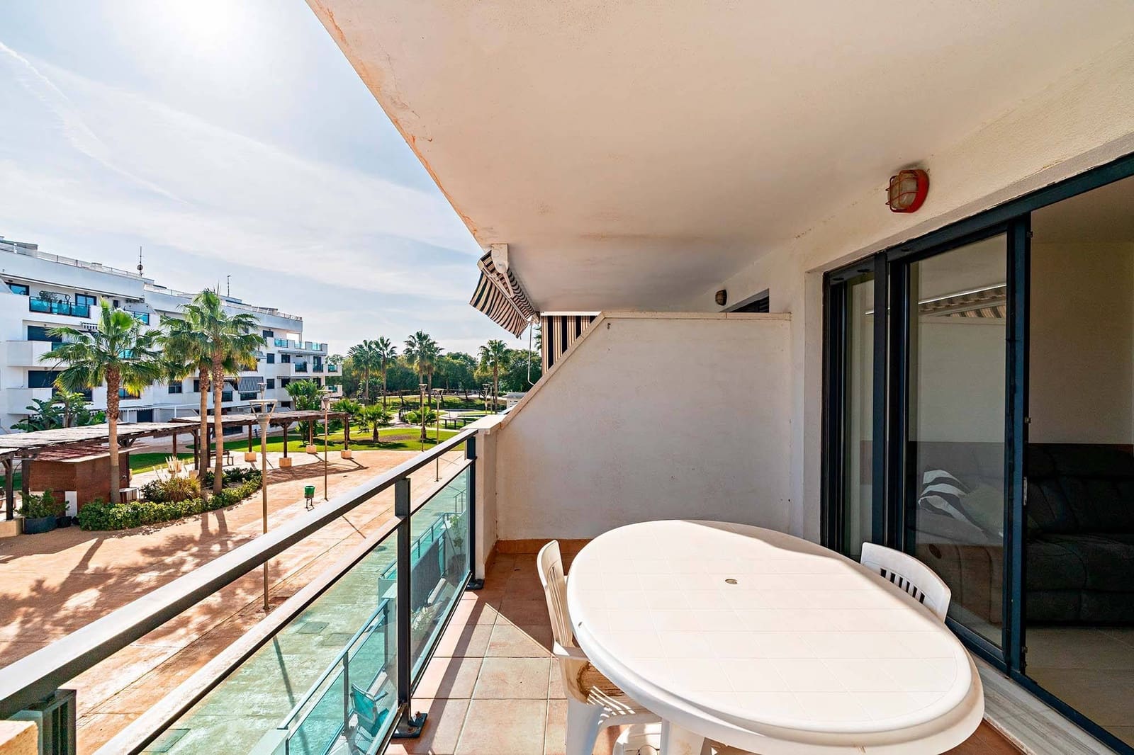 2 sypialnia Mieszkanie do wynajęcia w Miasto Almeria z basenem garażem - 775 € (Ref: 9502341)