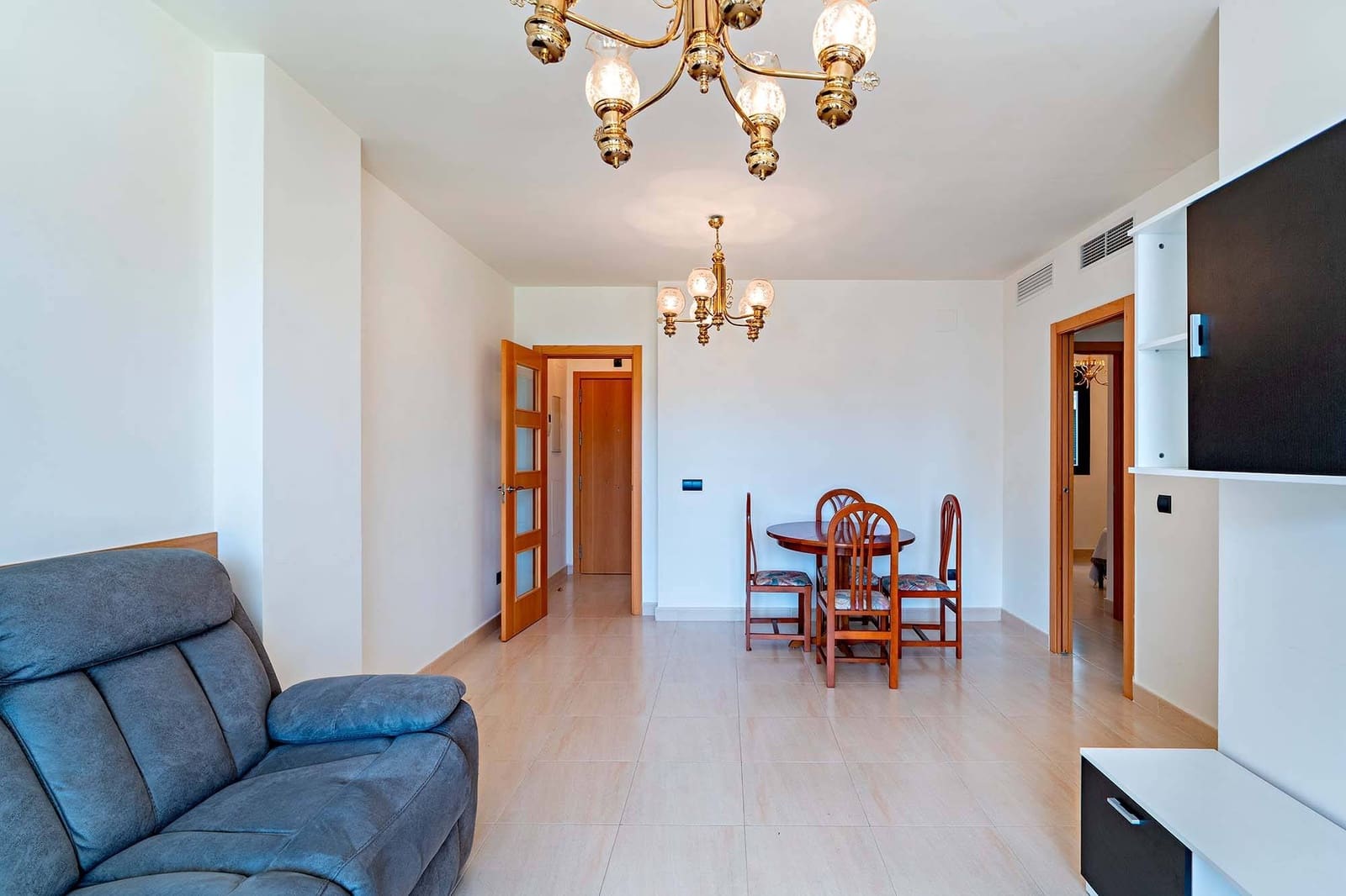 2 sypialnia Mieszkanie do wynajęcia w Miasto Almeria z basenem garażem - 775 € (Ref: 9502341)