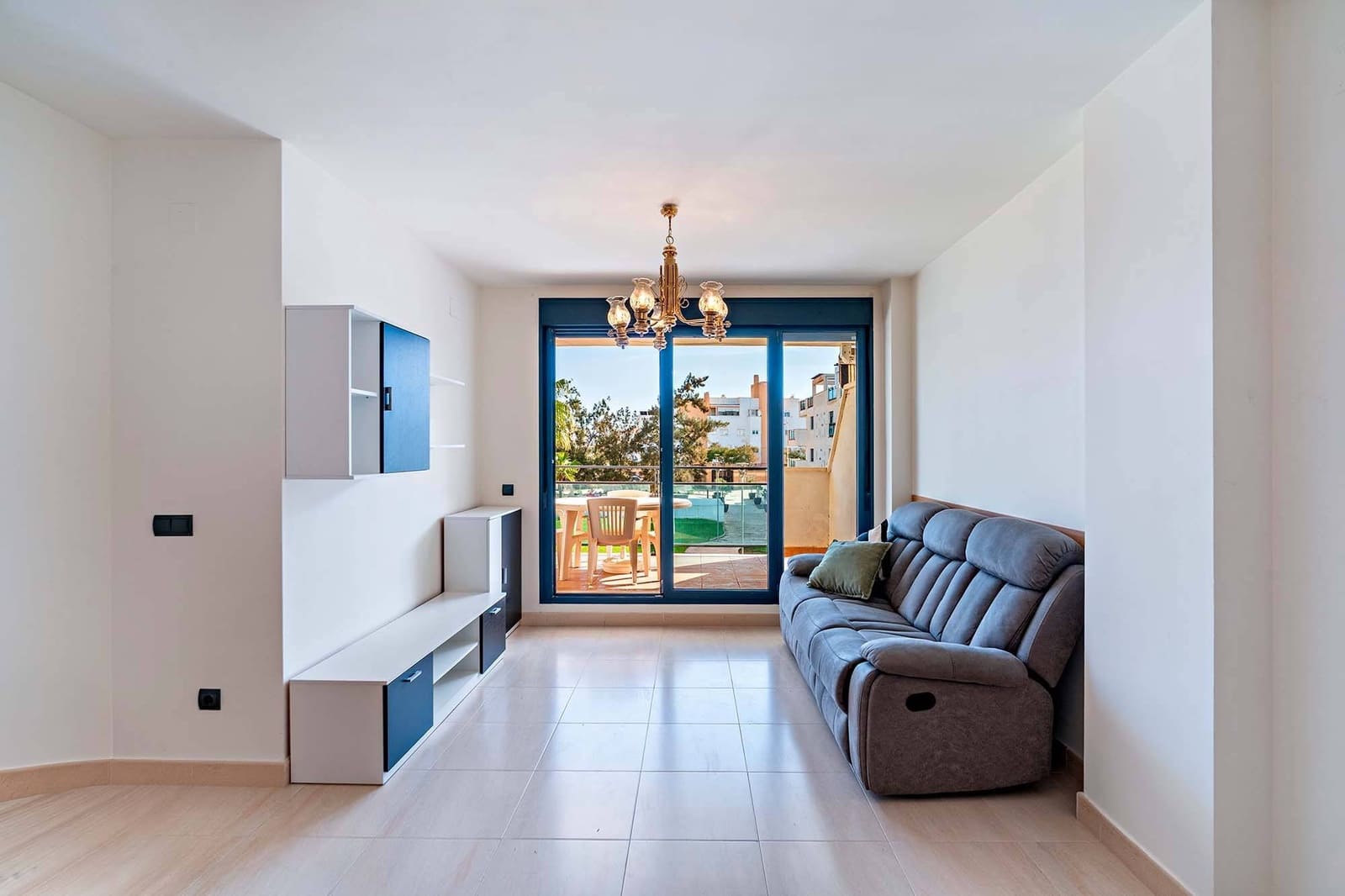 2 sypialnia Mieszkanie do wynajęcia w Miasto Almeria z basenem garażem - 775 € (Ref: 9502341)